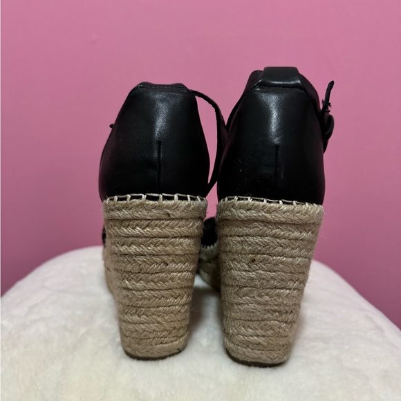 Women’s Steve Madden Black Wedges Size 8 - Picture 4 of 5